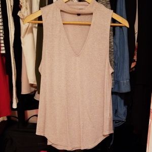 Blush deep v sleeveless top